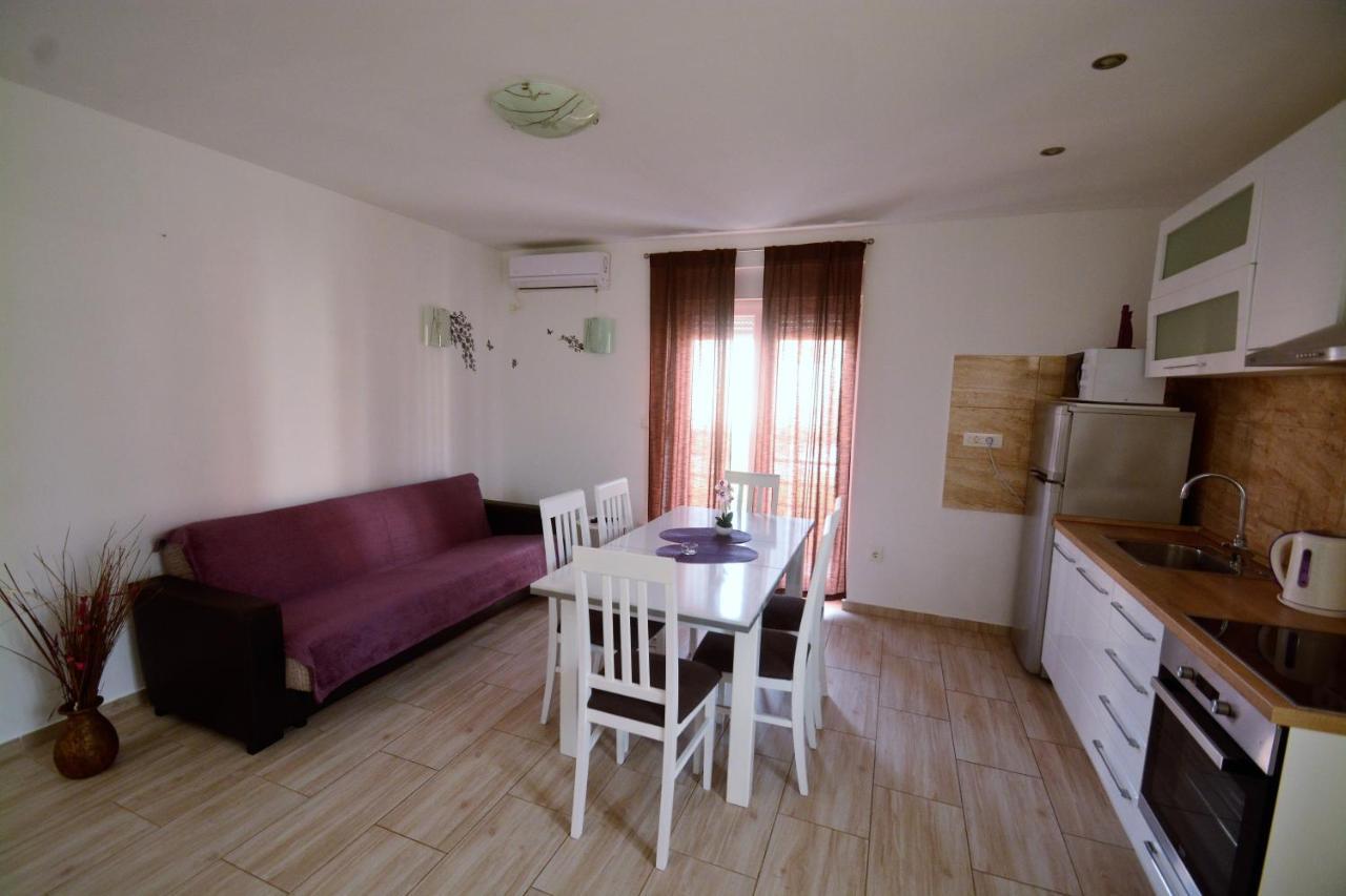 Kala And Tina Apartments 珀德垂那 外观 照片