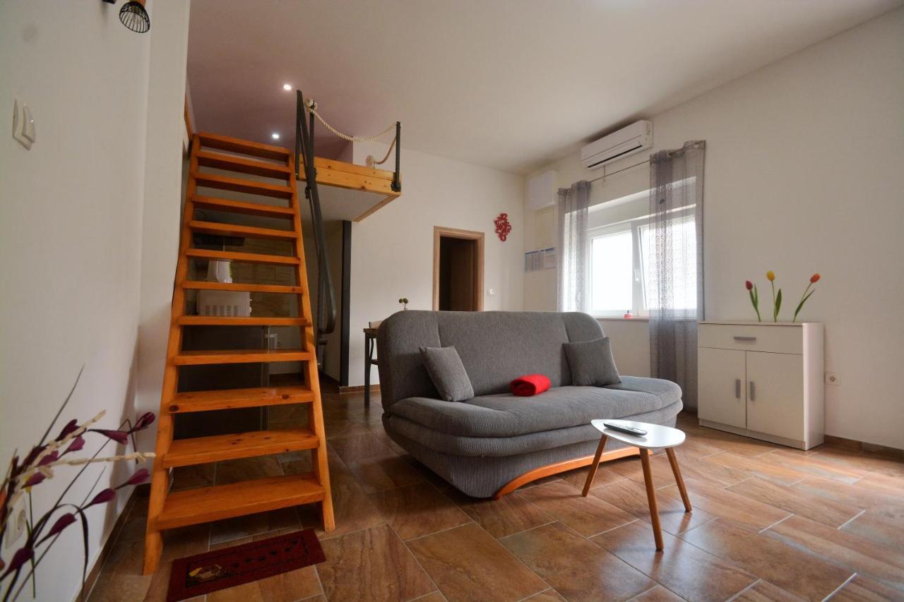 Kala And Tina Apartments 珀德垂那 外观 照片