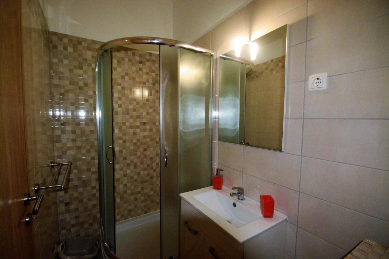 Kala And Tina Apartments 珀德垂那 外观 照片