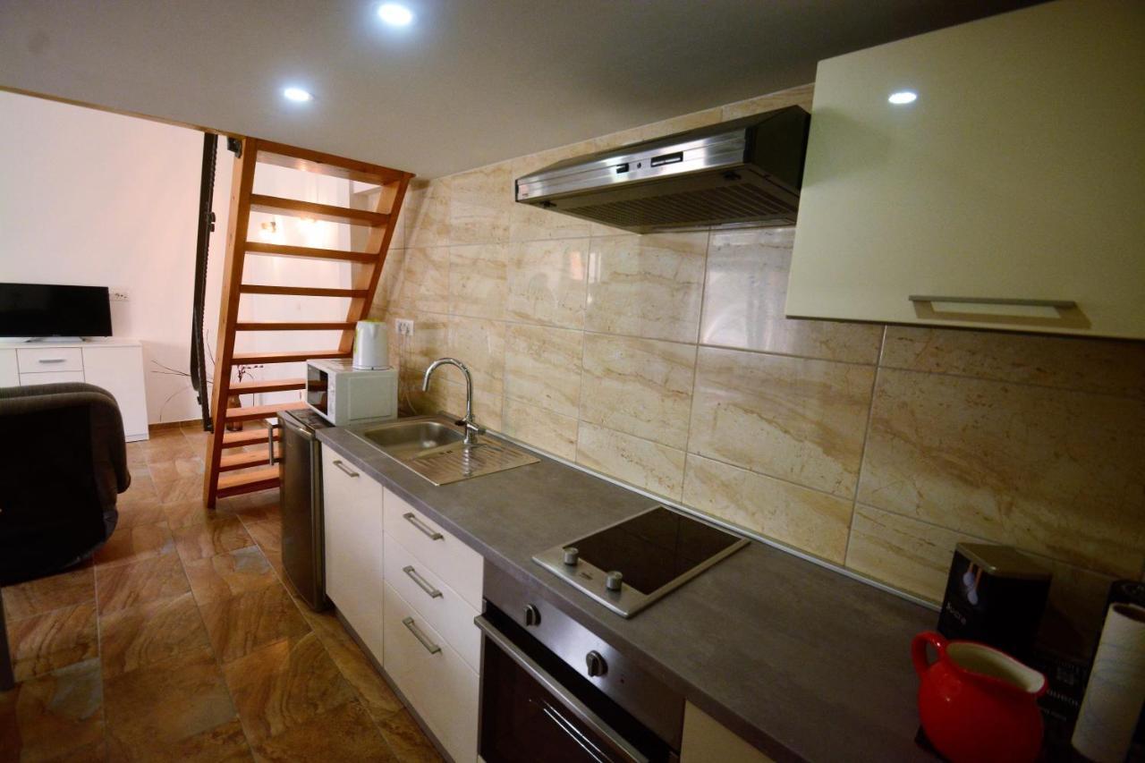 Kala And Tina Apartments 珀德垂那 外观 照片