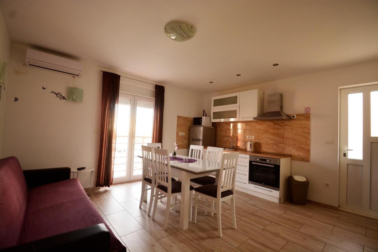 Kala And Tina Apartments 珀德垂那 外观 照片